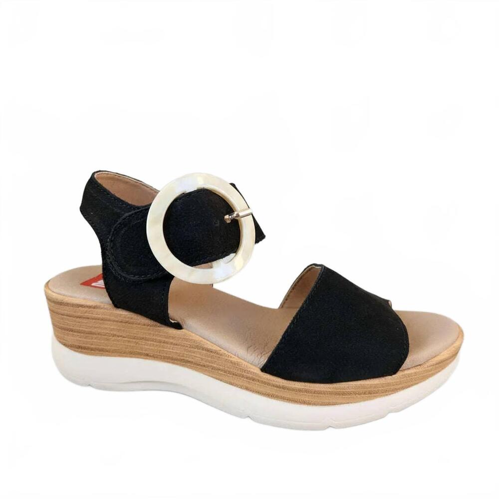 NEW ONFOOT women's boticeli wedge sandal in black
